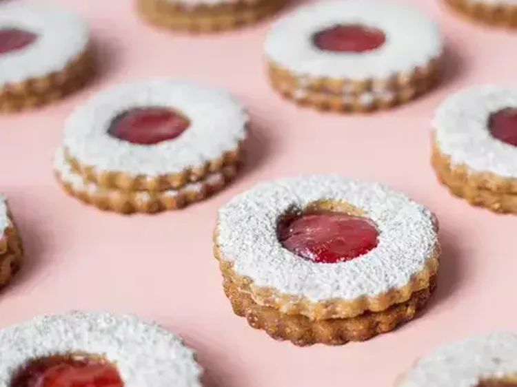 Linzer Cookies landscape hero we 1 jpg itok NGI3yt Z4