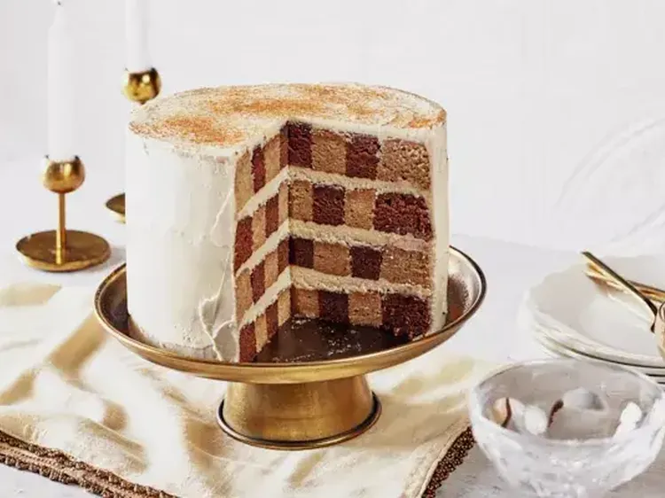 Eggnog Cocoa Checkered Cake 600x400 jpg itok3 AFS0 20