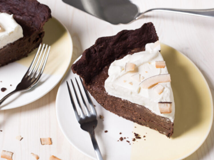 Chocolate Coconut Cream Pie landscape hero web 1