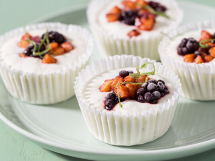 Frozen Yogurt Cups landscape hero web20 1