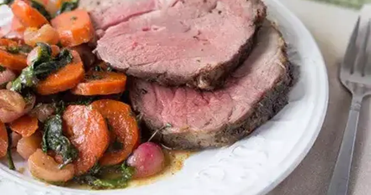 Mint Glazed Leg of Lamb with Candied Vegetables - Redpath Sugar Ltd.
