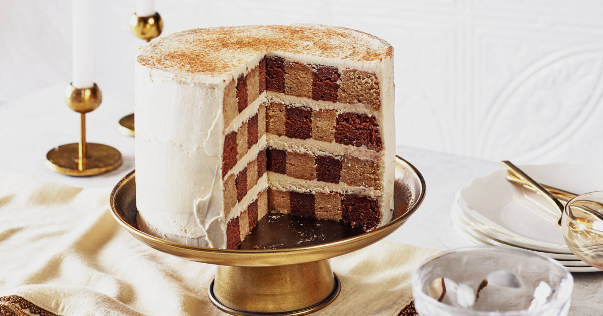 Eggnog &amp; Spiced Cocoa Checkered Cake - Redpath Sugar Ltd.