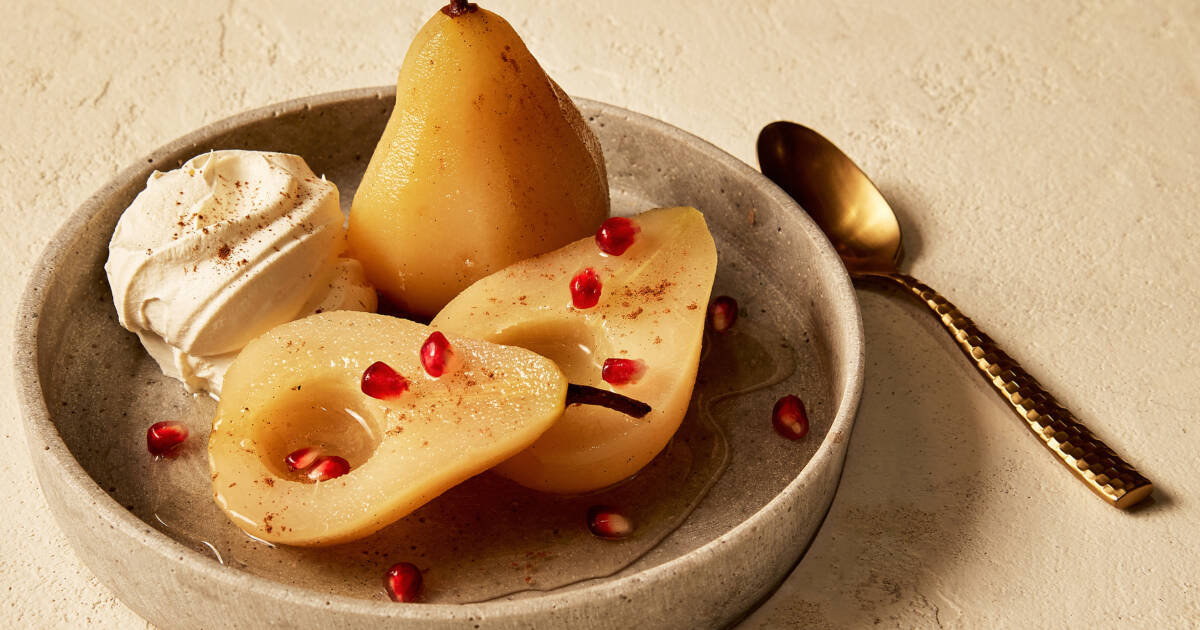White Wine Poached Pears - Redpath Sugar Ltd.