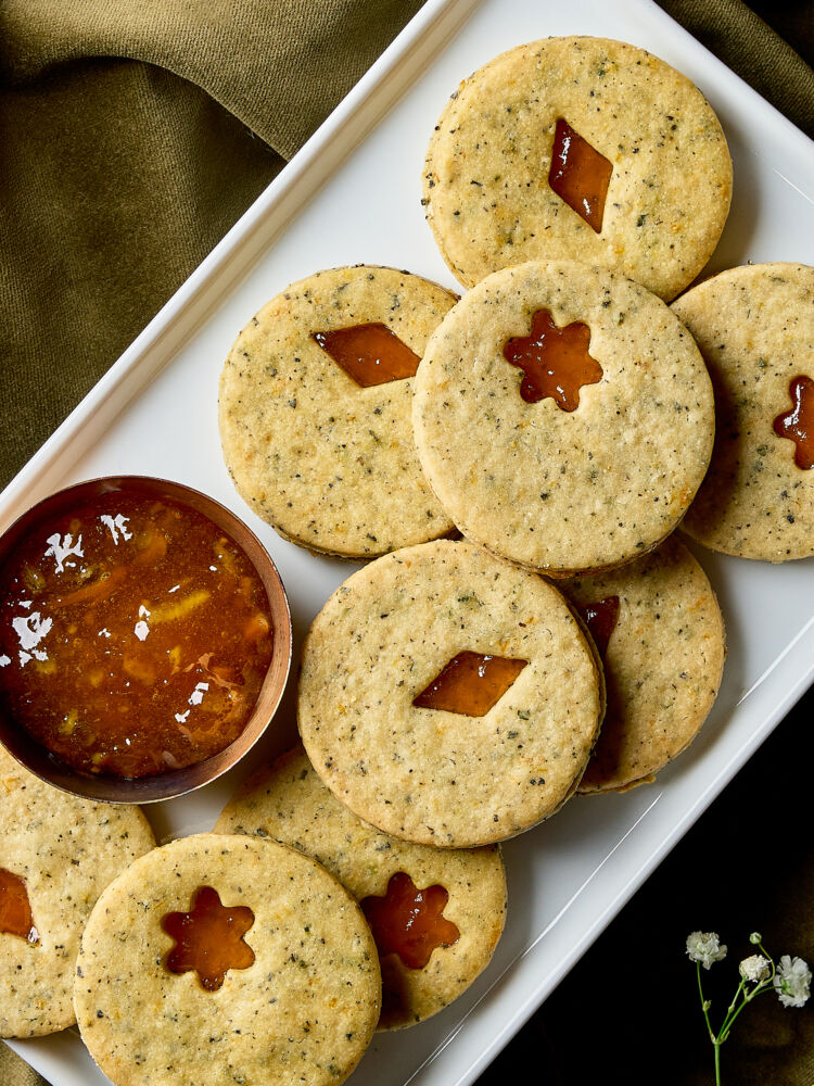 Chinese Oolong Shortbread Sandwich Cookies with Orange Marmelade
