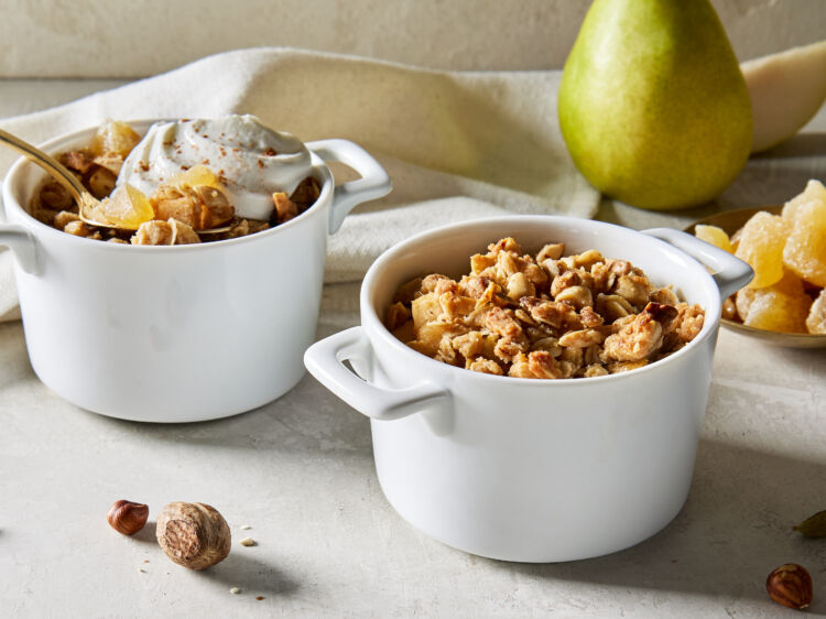 Air Fryer Pear Ginger Crumble