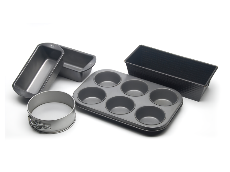 Baking essential equipment