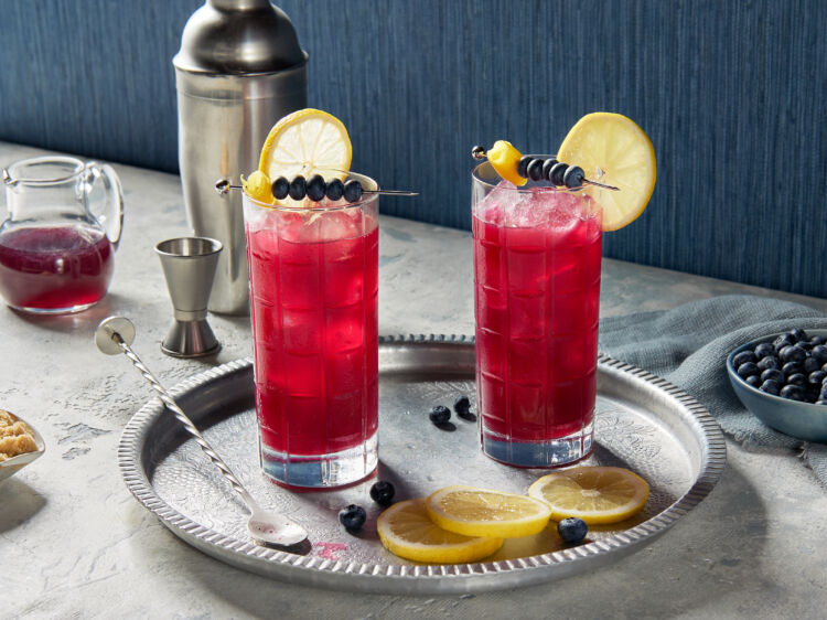 Blueberry Sortilege Whisky Fizz