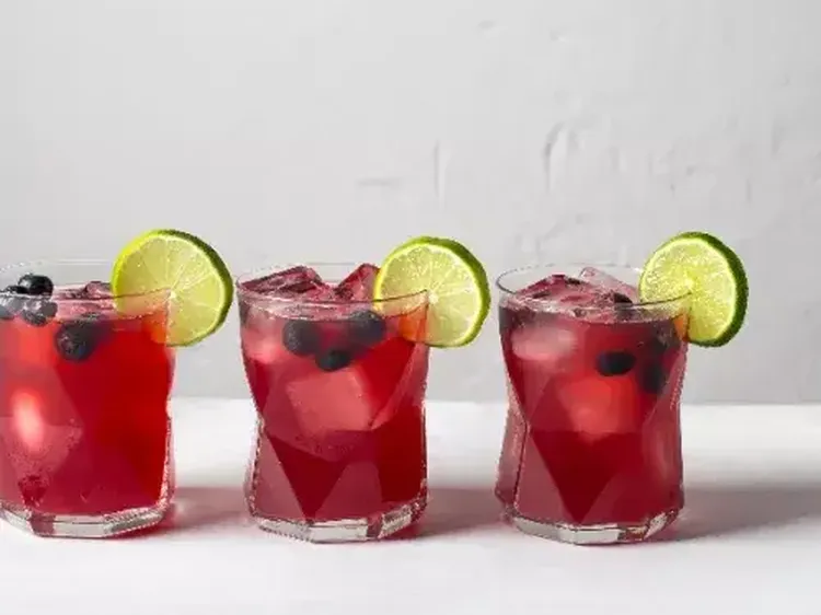 Blueberry Beer Cocktail 500x400 jpg itokv Y Qb C Xp