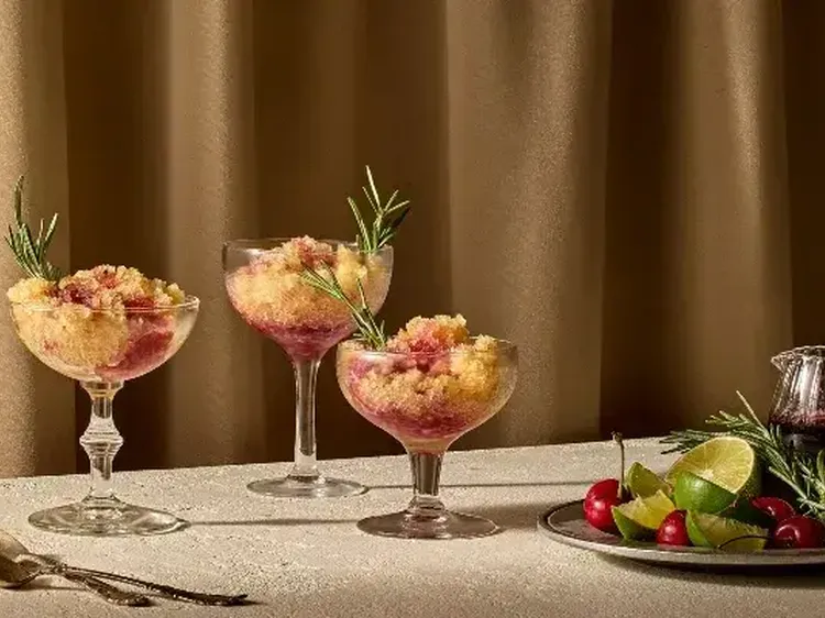 Cherry Lime Tea Slush 600x400 jpg itok9770qg UF