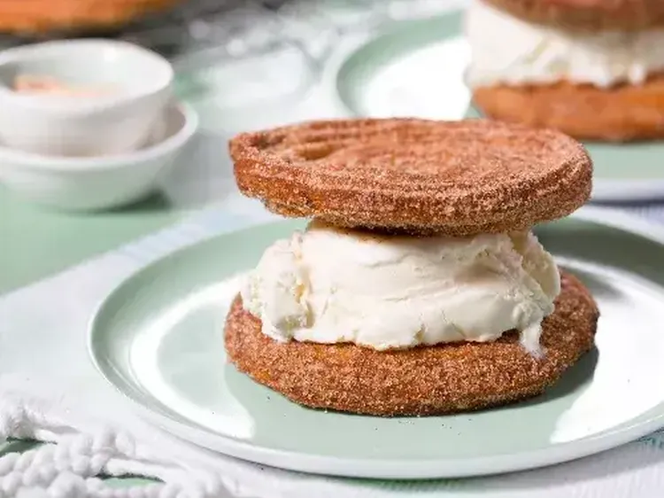 Churro Sandwich 500x400 jpg itokh U4ahv Ht