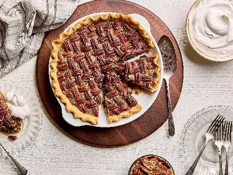 Classic Pecan Pie 600x400 jpg itok41u Mh3 IN