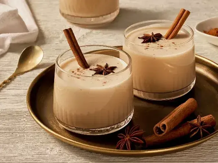 Coquito Eggless Coconut Eggnog 600x400 jpg itokh JW Sne Bv