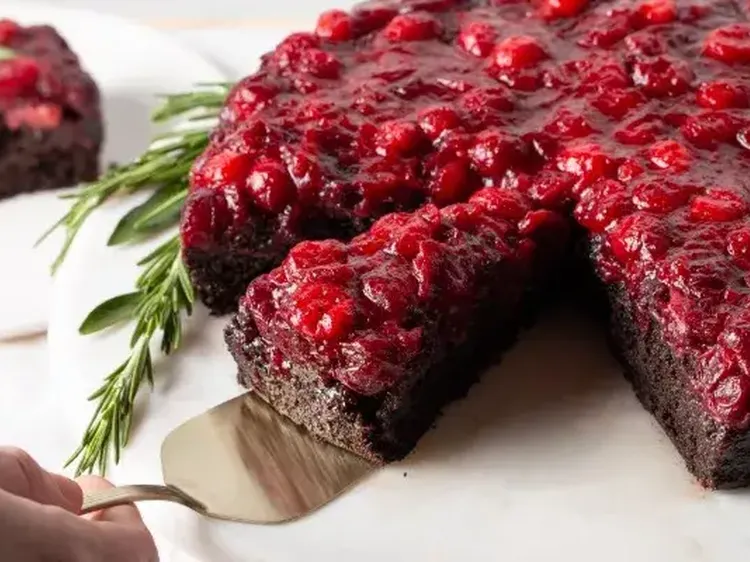 Cranberry Upside Down Cake 600x400 jpg itok Cqm Fn F4