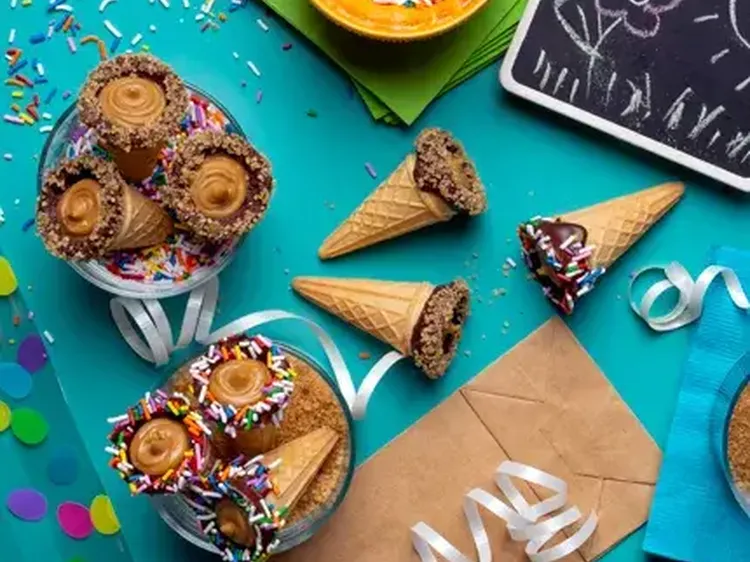 Dipped Cones hero web jpg itokm Jbwlk FE