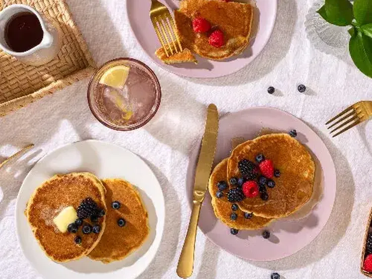 Easy Fluffy Pancakes 500x400 jpg itok Z Vd Jo Z