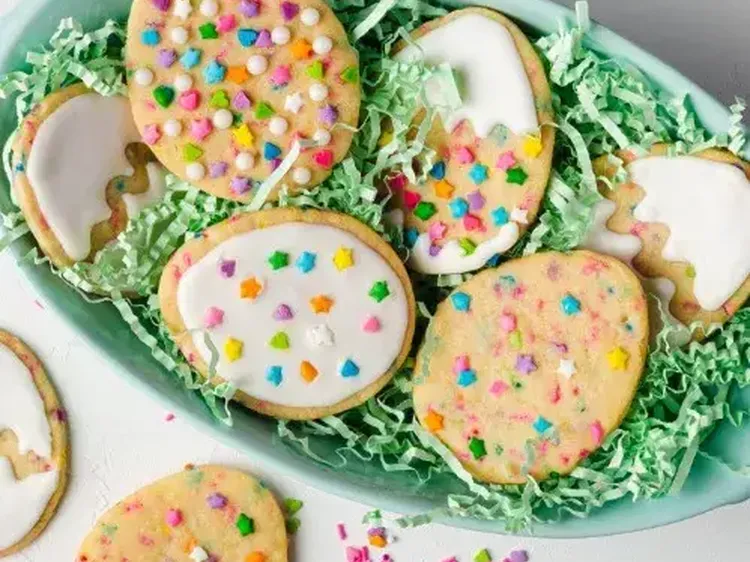 Egg Shaped Easter Cookies 500x400 jpg itok6mt F Ys HM