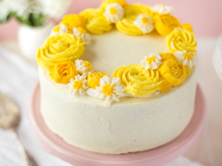 Flower Wreath Cake landscape hero web 1