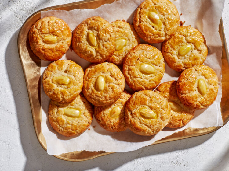 Golden Almond Cookies