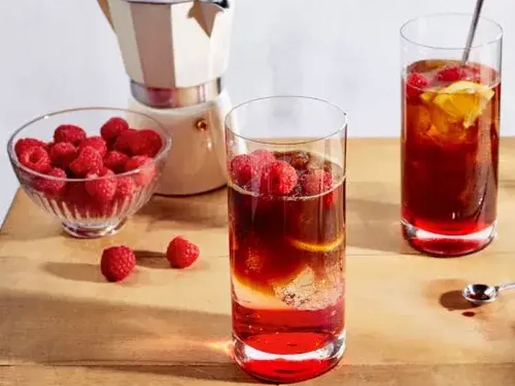 Iced Raspberry Espresso Tonic 500x400 jpg itok Vb Lc R7 S2