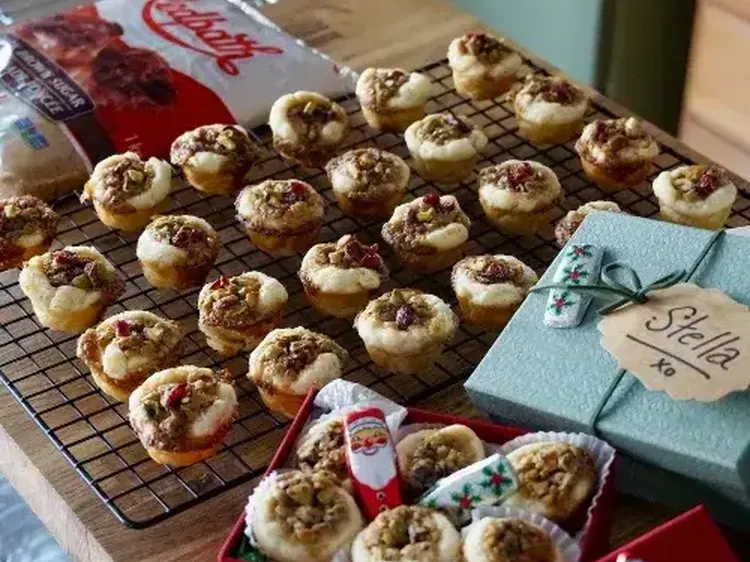 Mini Fruit Nut Tarts 500x400 jpg itok R Kol QWF