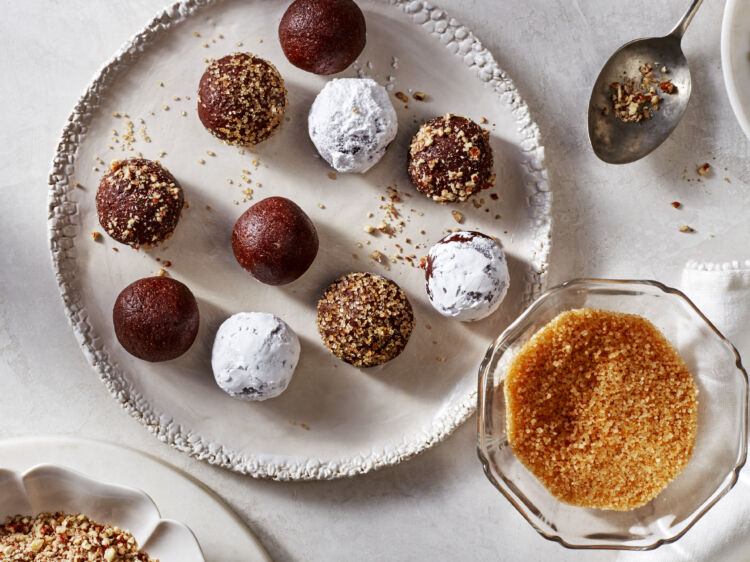 Old Fashioned Bourbon Balls
