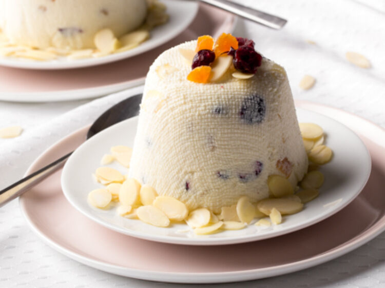 Pashka landscape hero web 1