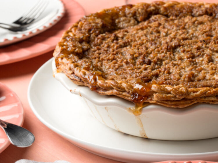 Peach Crumble Pie landscape hero web 1