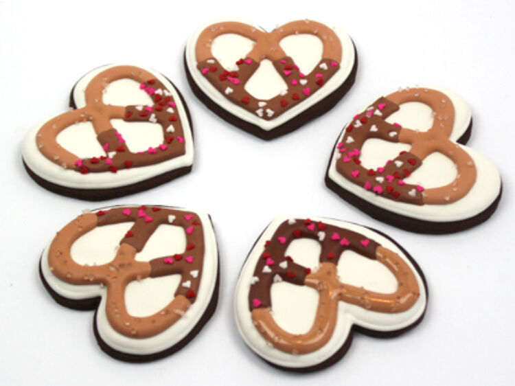 Pretzel Cookies Beauty 1of2