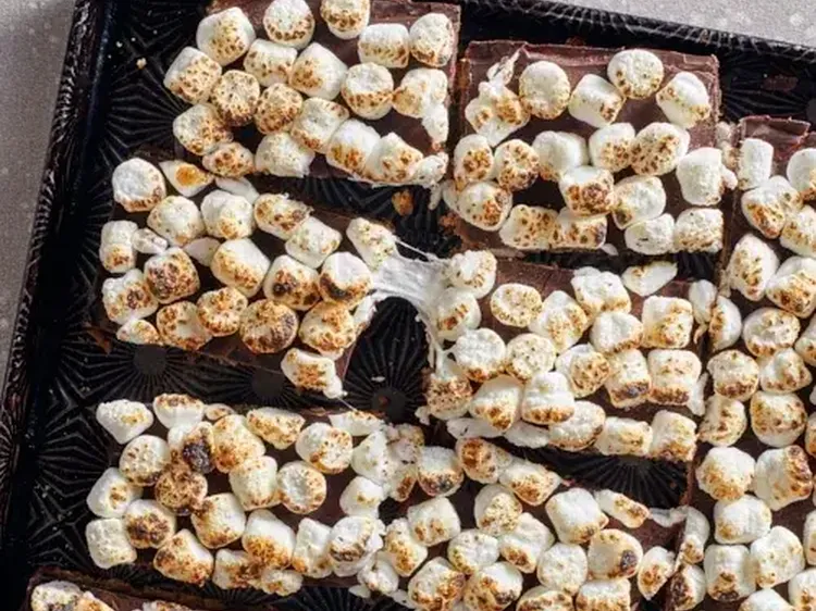 Smores Toffee Bars 500x400 jpg itok Ydfn B9e Z