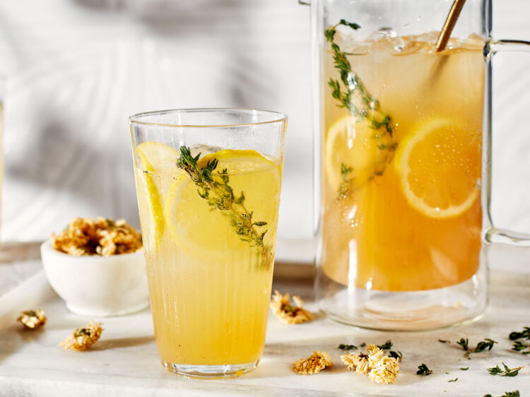 Sparkling Chrysanthemum Tea Lemonade