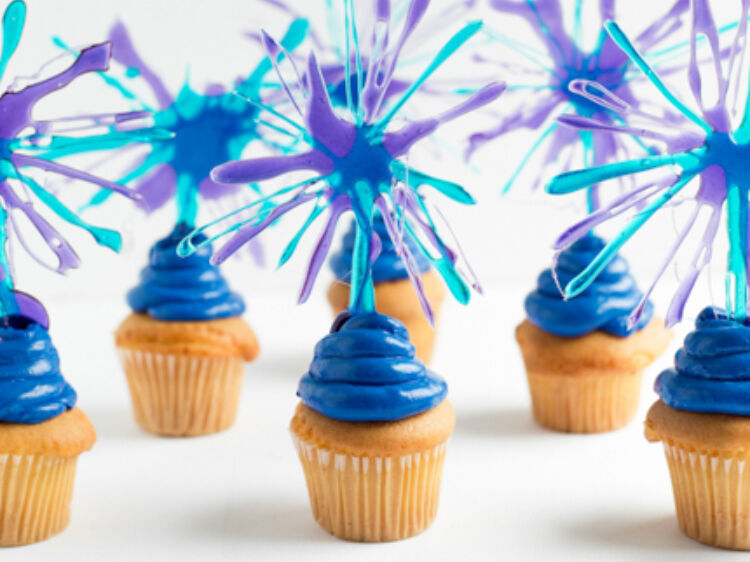 Firework cupcake landscape hero web 1