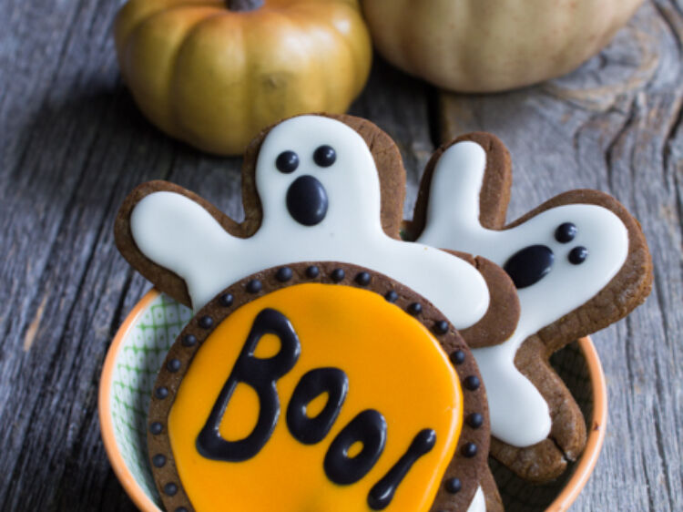 Marian halloweengingerbread web 30