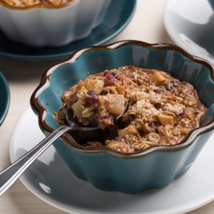 Baked Oatmeal landscape hero web 1