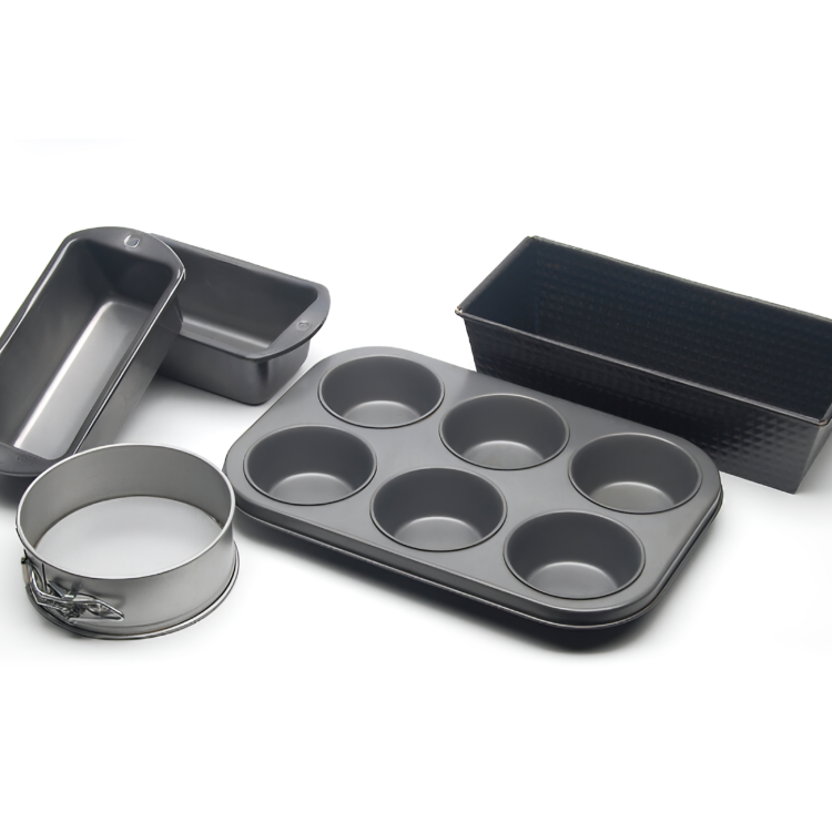 Baking essential equipment