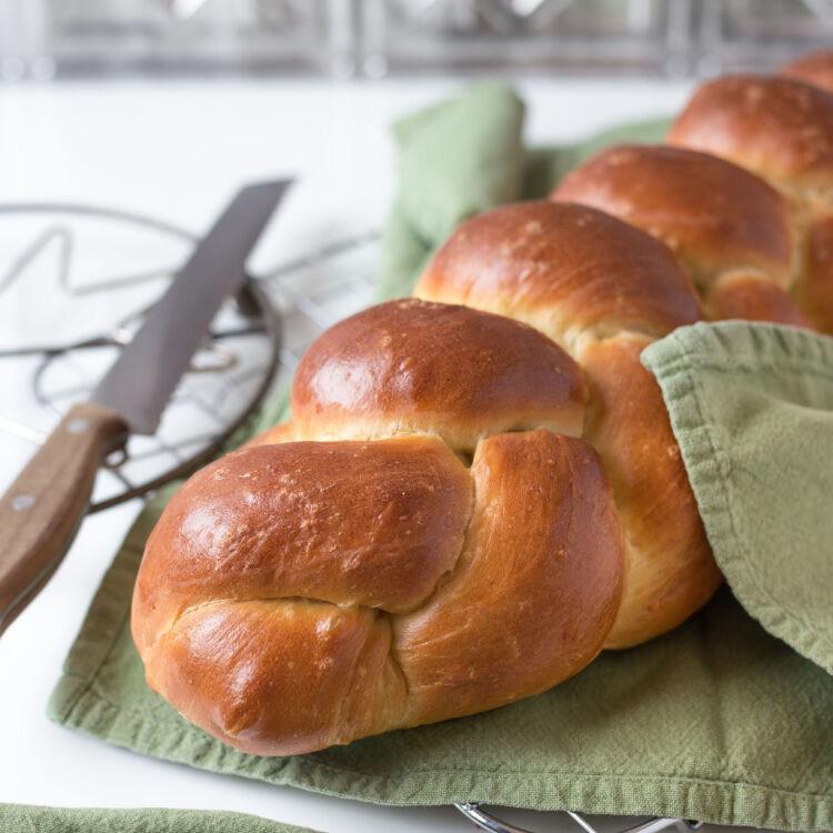 Braided20 Challah20 20hero2028120of20229