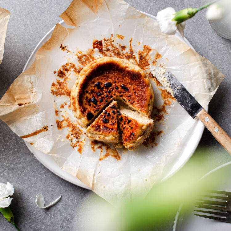 Brown Sugar Basque Cheesecake