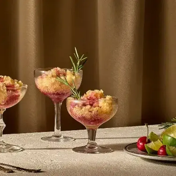 Cherry Lime Tea Slush 600x400 jpg itok9770qg UF