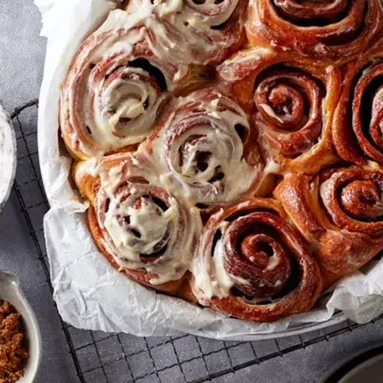 Classic Cinnamon Rolls 600x400 jpg itok BPLB7je8