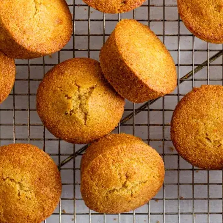 Cornbread Muffins 500x400 jpg itok01mtt Ng D