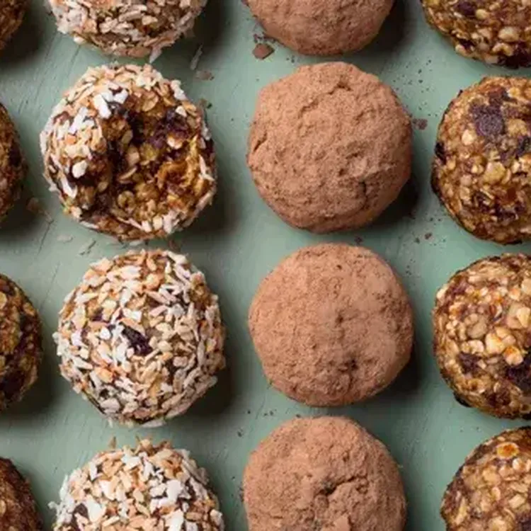 Fruit and Nut Bites landscape hero web 1 jpg itokt D Hu15 JA