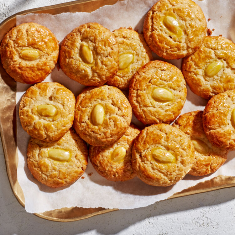 Golden Almond Cookies