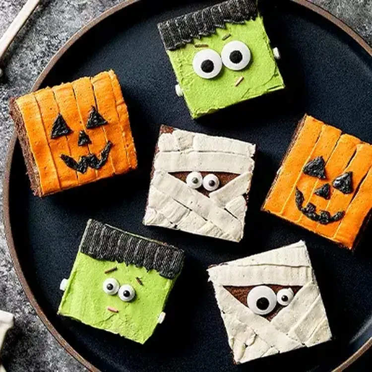 Halloween Chocolate Brownies 600x400 jpg itok JO Wh ITRC