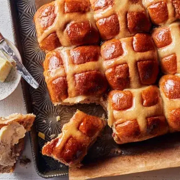 Hot Cross Buns 500x400 jpg itok Ru78sy Du