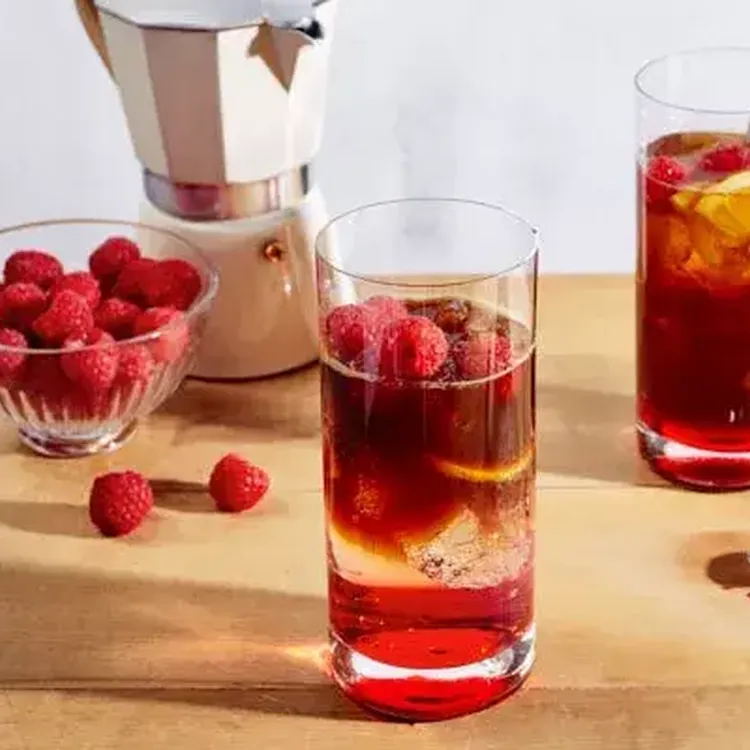 Iced Raspberry Espresso Tonic 500x400 jpg itok Vb Lc R7 S2