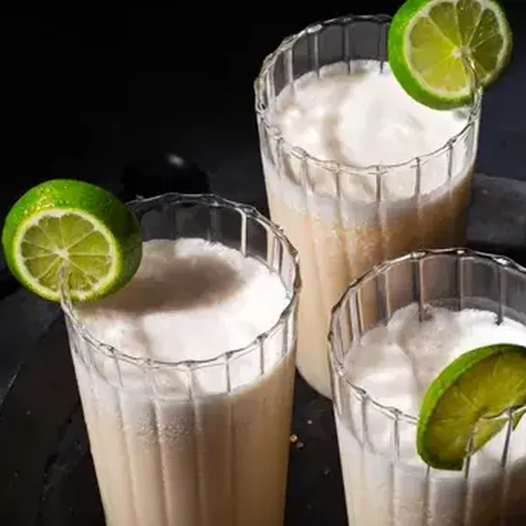 Kombucha Cocktail hero web2028220of20229 jpg itok C7 Y6z Tw G