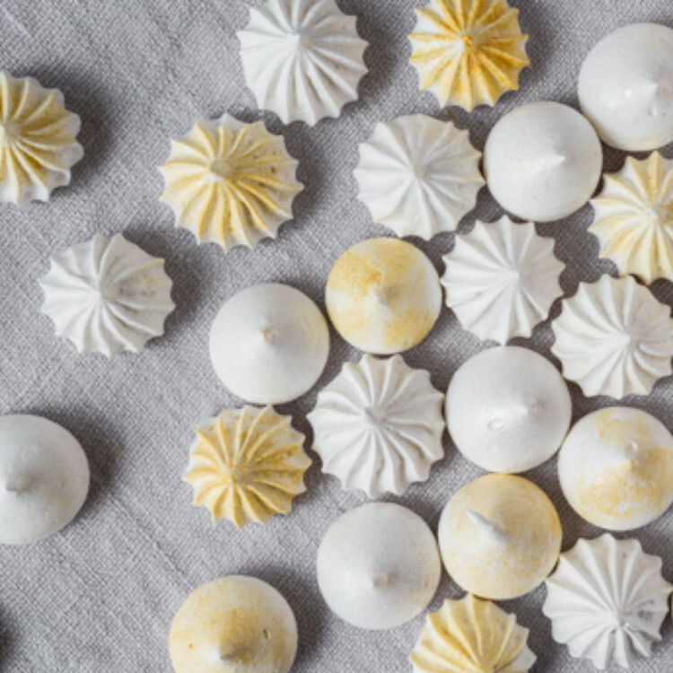 Meringue Kisses landscape hero web 1