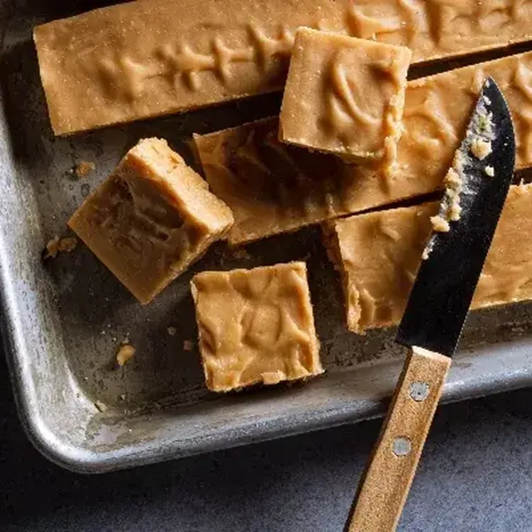 Old Fashioned Brown Sugar Fudge 500x400 jpg itoki Vpdwq OD