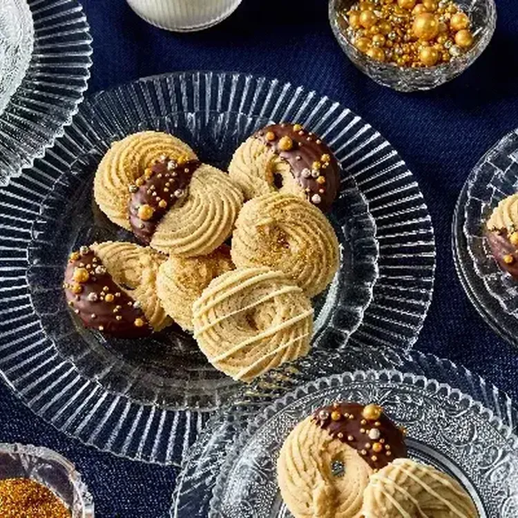 Piped Butter Cookies 600x400 jpg itok Tx6 Pipj