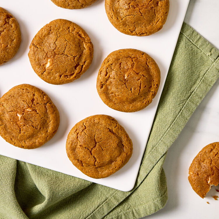 Pumpkin Spice Cheesecake Stuffed Cookies