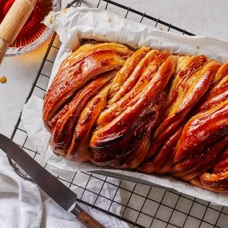 Spiced Apple Babka 500x400 jpg itokk JOKV Z1
